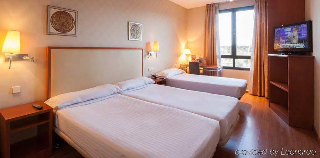 Th Boadilla 호텔 보야디아델몬트 외부 사진